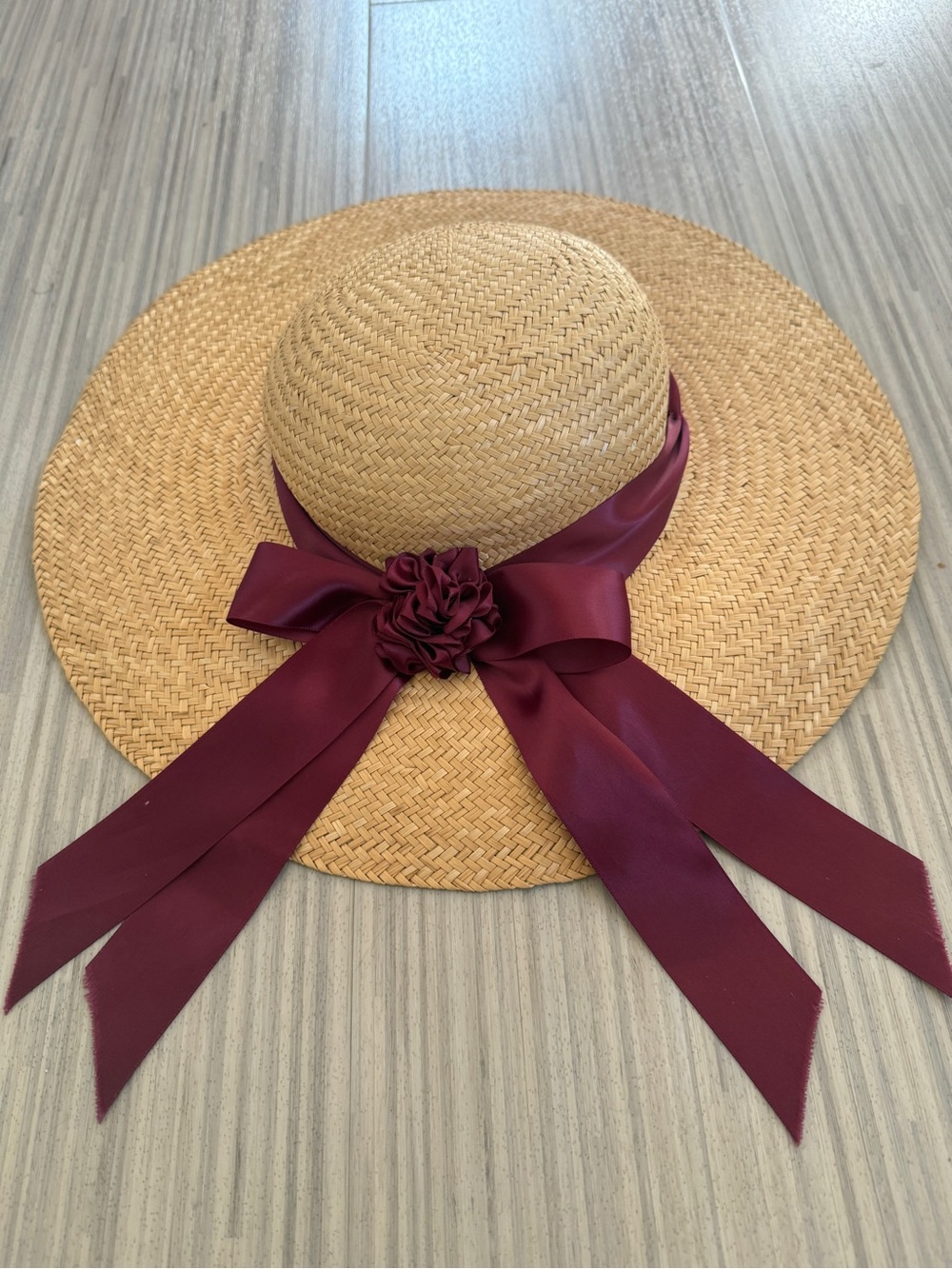Colonial Williamsburg Girl’s Straw Sun Hat with Burgundy Ribbon EUC